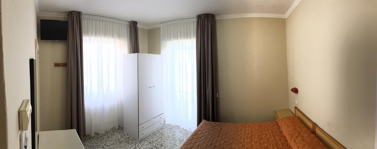 Hotel Sirena Кастеллабате Экстерьер фото